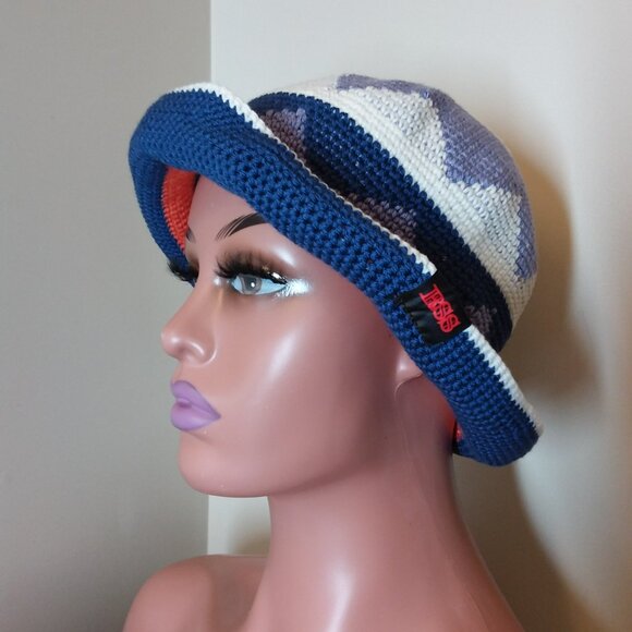 Romantic Crocheted Bucket Hat - Picture 13 of 13